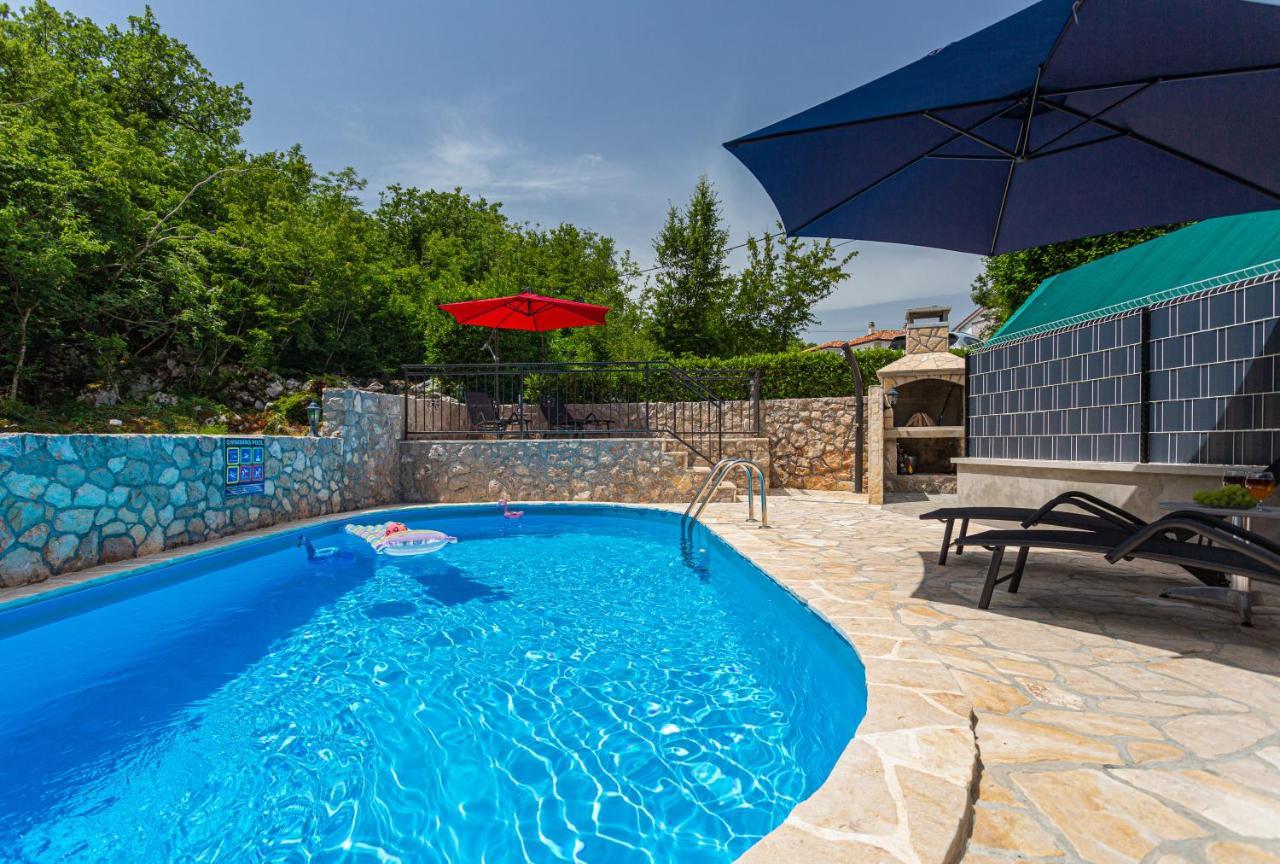 Apartment With A Private Swimming Pool, Garden & Bbq Gostinjac Εξωτερικό φωτογραφία